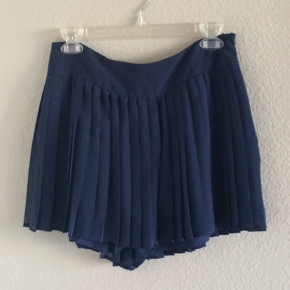 Navy Flowy Pleated Shorts
